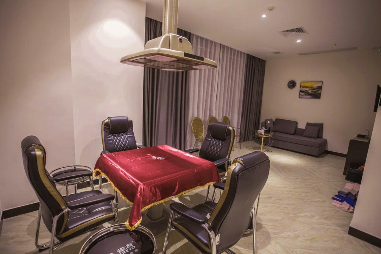 Brandi Hotel Foshan Zewnętrze zdjęcie